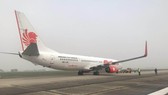 Máy bay của Hãng hàng không Malindo Air vừa phải quay đầu hạ cánh do nổ lốp