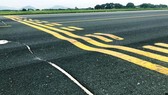 Đường cất hạ cánh bị xuống cấp tại các sân bay ảnh hưởng xấu đến an toàn bay