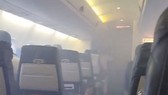 Máy bay dừng cất cánh vì hành khách đốt lửa trong khoang khách