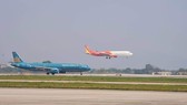 Các hãng hàng không điều chỉnh lịch bay tránh vùng nguy hiểm do Trung Quốc thông báo