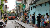 Cà phê đường tàu khu vực quận Hoàn Kiếm, Hà Nội