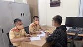 Không biết đường, tài xế ô tô tải chạy ngược chiều trên cao tốc