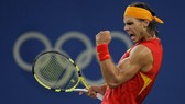 Nadal trong trang phục áo không tay ở đấu trường Olympic