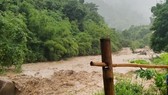 Thanh Hóa: Sơ tán dân khẩn cấp vì mưa lớn gây sạt lở, lũ quét