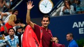Roger Federer vẫy tay chào tạm biệt Australian Open
