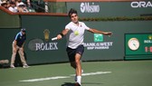 Roger Federer thắng trận thứ 9 liên tiếp, sẽ đối mặt với Rafael Nadal ở bán kết