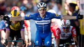Viviani giành chiến thắng đầu tay ở Tour de France