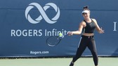 "Công chúa lọ lem" Bianca sẽ lại hủy diệt đàn chị là "Nữ hoàng Instagram" Bouchard?