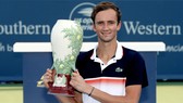 Với ngôi vô địch Cincinnati Masters, Medvedev đã thành danh trên đất Mỹ