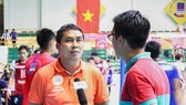HLV Triệu Tử Thiên là người mới nhất vào danh sách những HLV trưởng mất việc sau giải VĐQG 2017. Ảnh: THIÊN HOÀNG