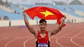 VĐV Nguyễn Hoài Văn tự hào là người con của quê hương Long An đã giành HCV SEA Games 31. Ảnh: DŨNG PHƯƠNG