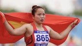 Tuyển thủ Lò Thị Hoàng đã vô địch ném lao nữ đầu tiên cho điền kinh Việt Nam tại một kì SEA Games. Ảnh: DŨNG PHƯƠNG