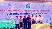 Liên đoàn bóng chuyền Việt Nam đã có nhà tài trợ mới ở mùa giải 2022. Ảnh: MINH CHIẾN