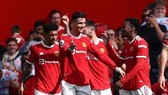 Cristiano Ronaldo tỏa sáng đưa Manchester United trở lại cuộc đua top 4