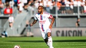 Lacazette sẽ lĩnh xướng hàng công Lyon