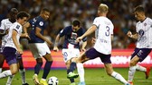Messi lập cú đúp kiến tạo khi chạm trán Toulouse