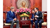 Mr. Nguyen Van Nen hosts US Special Presidential Envoy for Climate