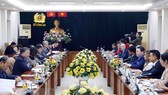 US businesses urged to boost Vietnam-US ties in trade, defense, security