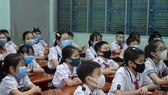 Pupils in Nguyen Thi Minh Khai Primary School in Go Van District at the end of the 2020-2021 academic year