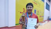 Tay vợt Mai Hoàng Mỹ Trang khi lần thứ 15 lên ngôi vô địch. Ảnh: Dũng Phương