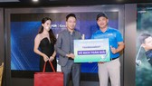 Ông Nguyễn Hữu Thiện với thành tích 76 gậy đã trở thành nhà vô địch của giải đấu và đồng thời cũng là chủ nhân của giải Hole In One năm nay.