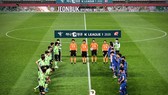 Các cầu thủ không hạn chế nói chuyện với nhau, không bắt tay... ở K-League 2020.