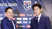 Thái Lan chia tay HLV Akira sớm hơn 6 tháng so với hợp đồng. Ảnh: FAT