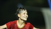 Thái Thị Thảo ghi bàn mở tỷ số trong trận Việt Nam thắng Philippines ở SEA Games 30