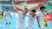 Niềm vui của các cầu thủ Indonesia sau trận thắng Malaysia