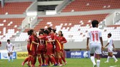 Niềm vui của các cầu thủ Việt Nam khi giành chiến thắng cách biệt trước Myanmar 
