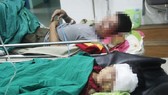 Hành khách bị thương đang được cấp cứu tại Bệnh viện đa khoa tỉnh Kon Tum
