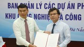 Phó Chủ tịch UBND TP Đà Nẵng trao quyết định bổ nhiệm các thành viên Ban Giám đốc Ban Quản lý các dự án phát triển hạ tầng khu công nghiệp và công nghệ cao