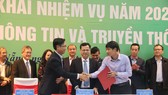Các bên cùng thống nhất ký Biên bản ghi nhớ về việc bảo trợ, hỗ trợ thí điểm Chuyển đổi số cho xã Hòa Ninh (huyện Hòa Vang, TP Đà Nẵng)
