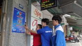 Chỉ cần quét mã QR, bất cứ ai cũng có thể lựa chọn và đọc đầu sách ưa thích trên thư viện ảo