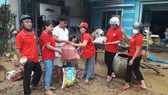 Hỗ trợ khẩn cấp cho các hộ tại xã Hòa Nhơn (huyện Hòa Vang, TP Đà Nẵng)