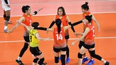 Khoảnh khắc ăn mừng chiến thắng của các cô gái bóng chuyền Việt Nam