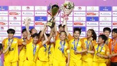 TPHCM lần đầu vô địch Cúp Quốc gia 2020. Ảnh: MINH HOÀNG