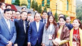 Giữ vững tinh thần Việt Nam, lạc quan trước thách thức