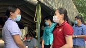 Ủy ban MTTQ Việt Nam TPHCM thăm, động viên các chốt trạm phòng, chống dịch Covid-19    