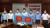 TPHCM trao tặng trang thiết bị phòng chống dịch cho tỉnh Quảng Nam
