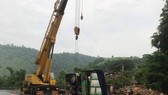 Quảng Trị: Xe ô tô mất lái, 2 người thương vong