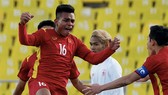 Hồ Thanh Minh ăn mừng bàn thắng vào lưới U22 Myanmar ở vòng loại U23 châu Á 2022. Ảnh: NHẬT ĐOÀN