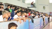 Nhà thi đấu Thái Sơn Nam đón đông đảo khán giả đến theo dõi môn futsal thuộc Đại hội TDTT TPHCM 2022. ẢNH: ANH TRẦN