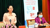 Chủ tịch HĐND TPHCM Nguyễn Thị Lệ chia sẻ kinh nghiệm cho nữ ứng cử viên ĐBQH và HĐND TPHCM. Ảnh: VIỆT DŨNG