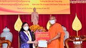 Trưởng ban Dân vận Trung ương chúc mừng Tết Chôl Chnăm Thmây tại TPHCM
