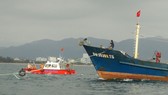 Cứu thuyền viên người Trung Quốc bị nạn ở ngoài khơi Nha Trang