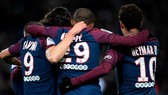 PSG - Angers 3-1: Cavani, Mbappe, Neymar tam tấu nổ súng