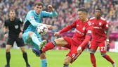 Freiburg - Bayern Munich 1-1: Holer mở tỷ số, Lewandowksi gỡ hòa, Bayern rơi nhì bảng