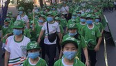 Nestlé MILO 'Bước đi đầu cho hành trình năng động' và trao tặng 20 bộ trụ bóng rổ cho các trường tại Cần Thơ