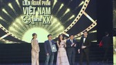 Bộ phim “Em chưa 18” (đạo diễn Lê Thanh Sơn) đoạt giải Bông Sen vàng